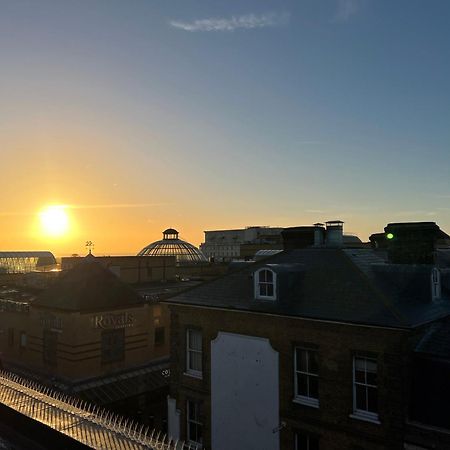 Stunning New Penthouse Apartment Southend-on-Sea Kültér fotó
